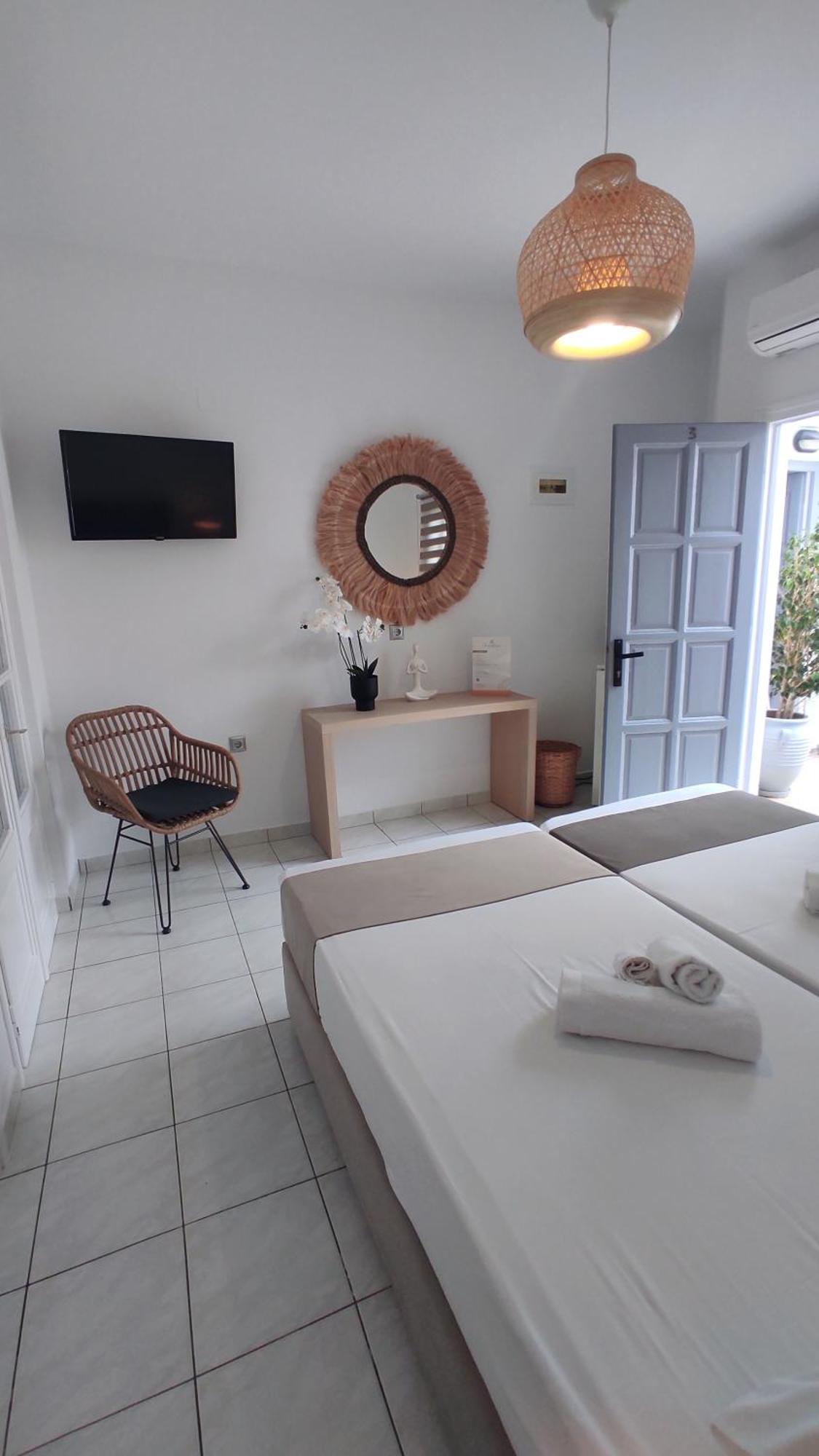 Chrysa House Hotel Kamares  Ngoại thất bức ảnh