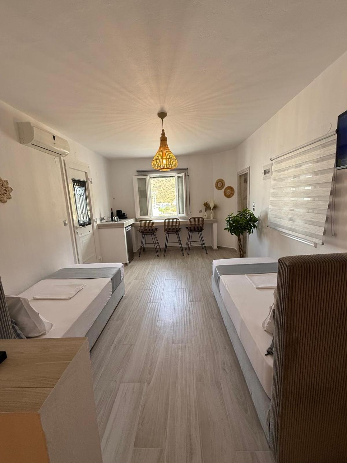 Chrysa House Hotel Kamares  Ngoại thất bức ảnh